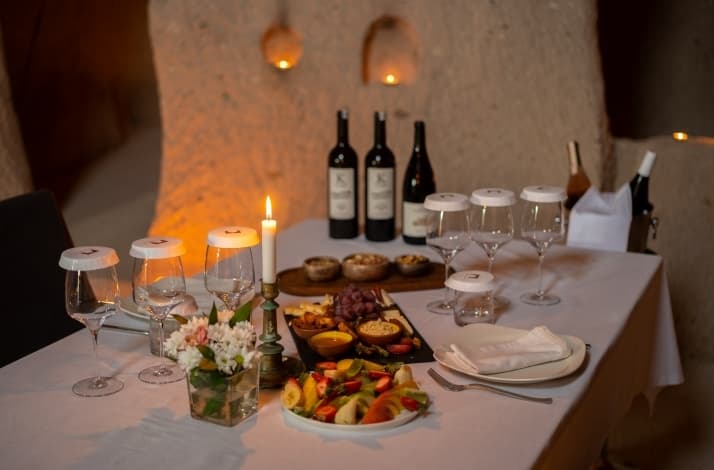 Taste local delicacies with wine and striking scenery in Cappadocia