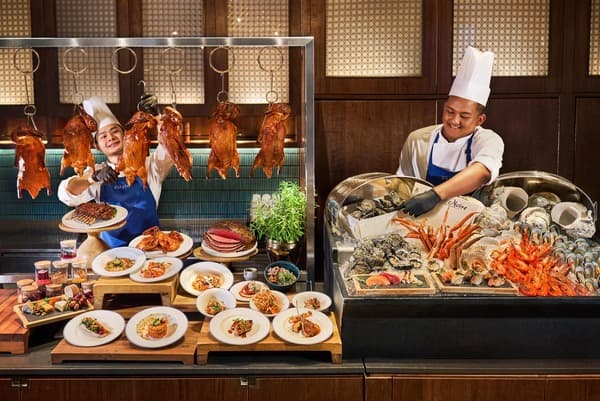 Estate's Greatest Hits: Dinner Buffet