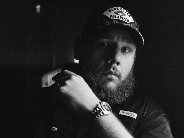 See Luke Combs in Knoxville