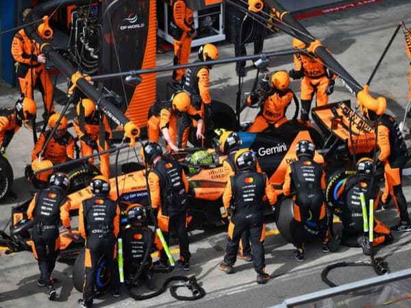 McLaren Racing Live: Miami - Exclusive Lawn Experience