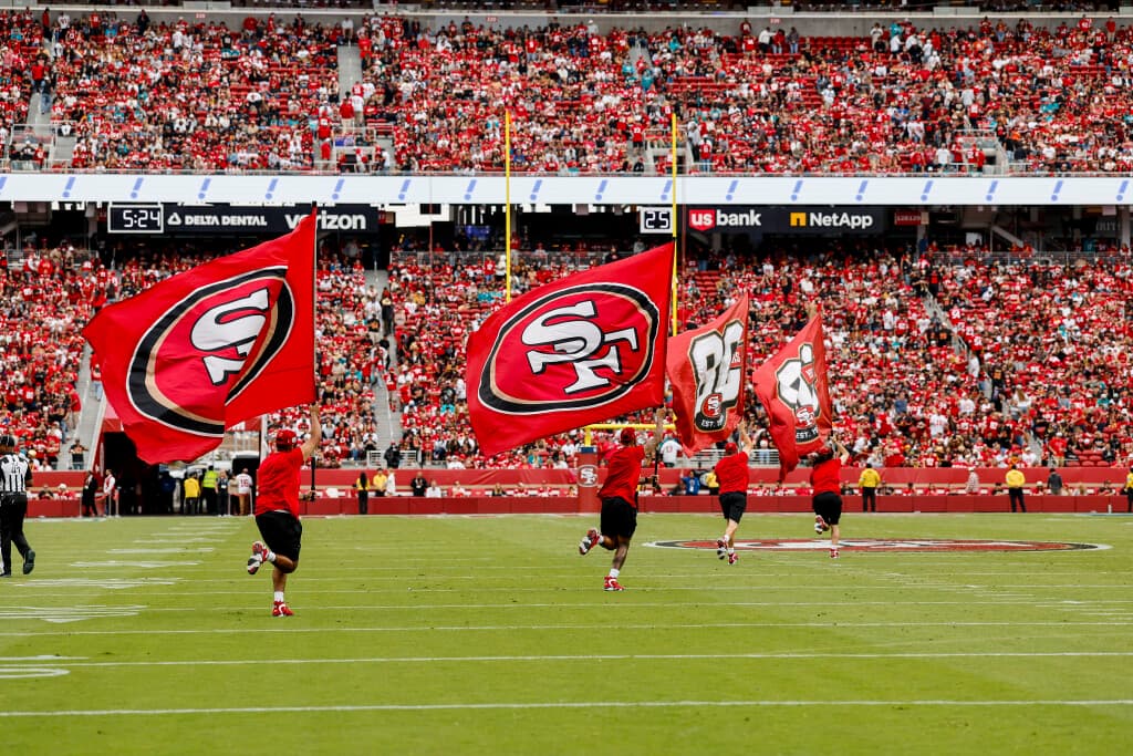 San Francisco 49ers Tickets + City Guide + Hotel Stay