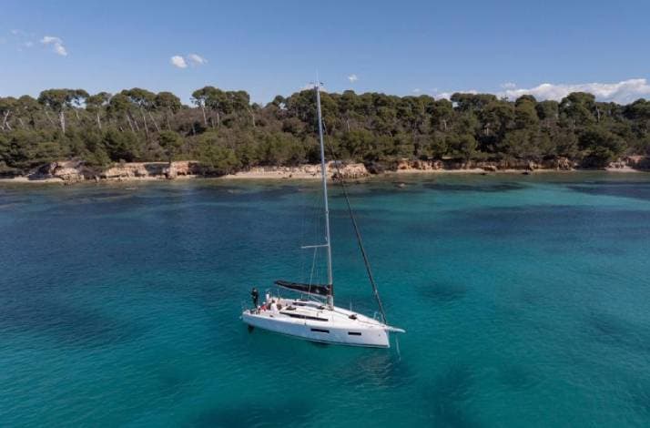 Embark on a three-day Adriatic sailing adventure through stunning islands