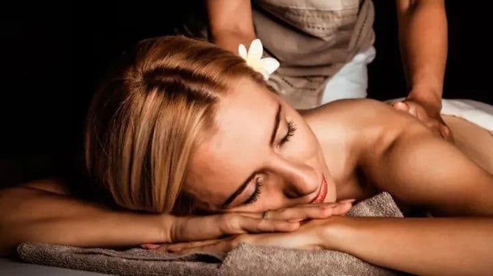 Spa Alila Hinu Bay Thai Oil Massage