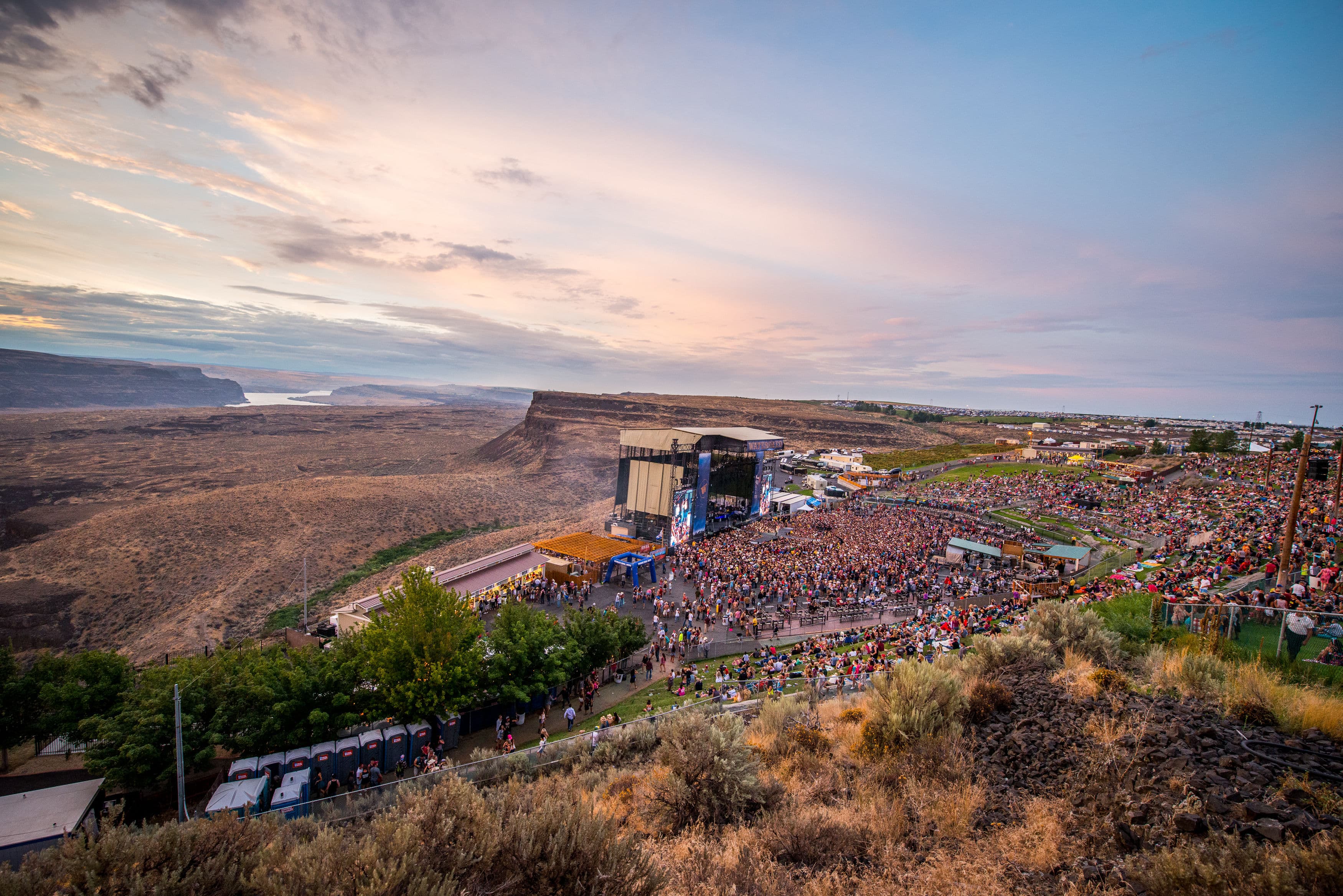 Atmos Suites at The Gorge: Progressive House Music Concert