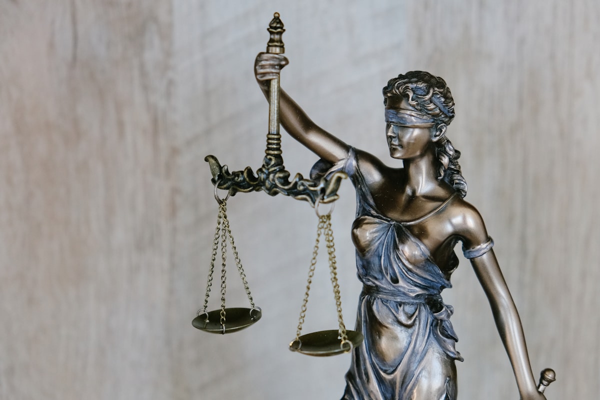 Gavel on a wooden desk — Marriott Moments are decided by patience, not timing